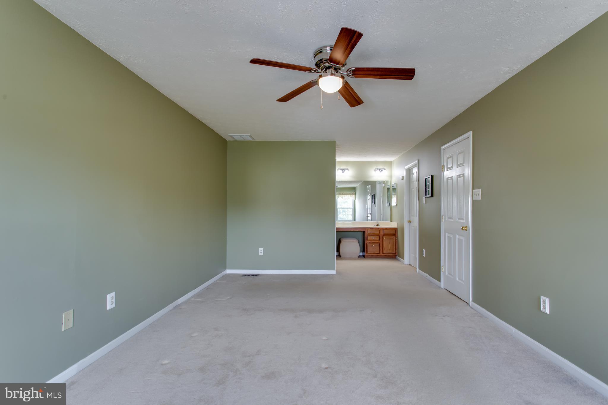 Waldorf, Maryland, 20603, United States, 4 Bedrooms Bedrooms, ,3 BathroomsBathrooms,Residential,For Sale,1930725