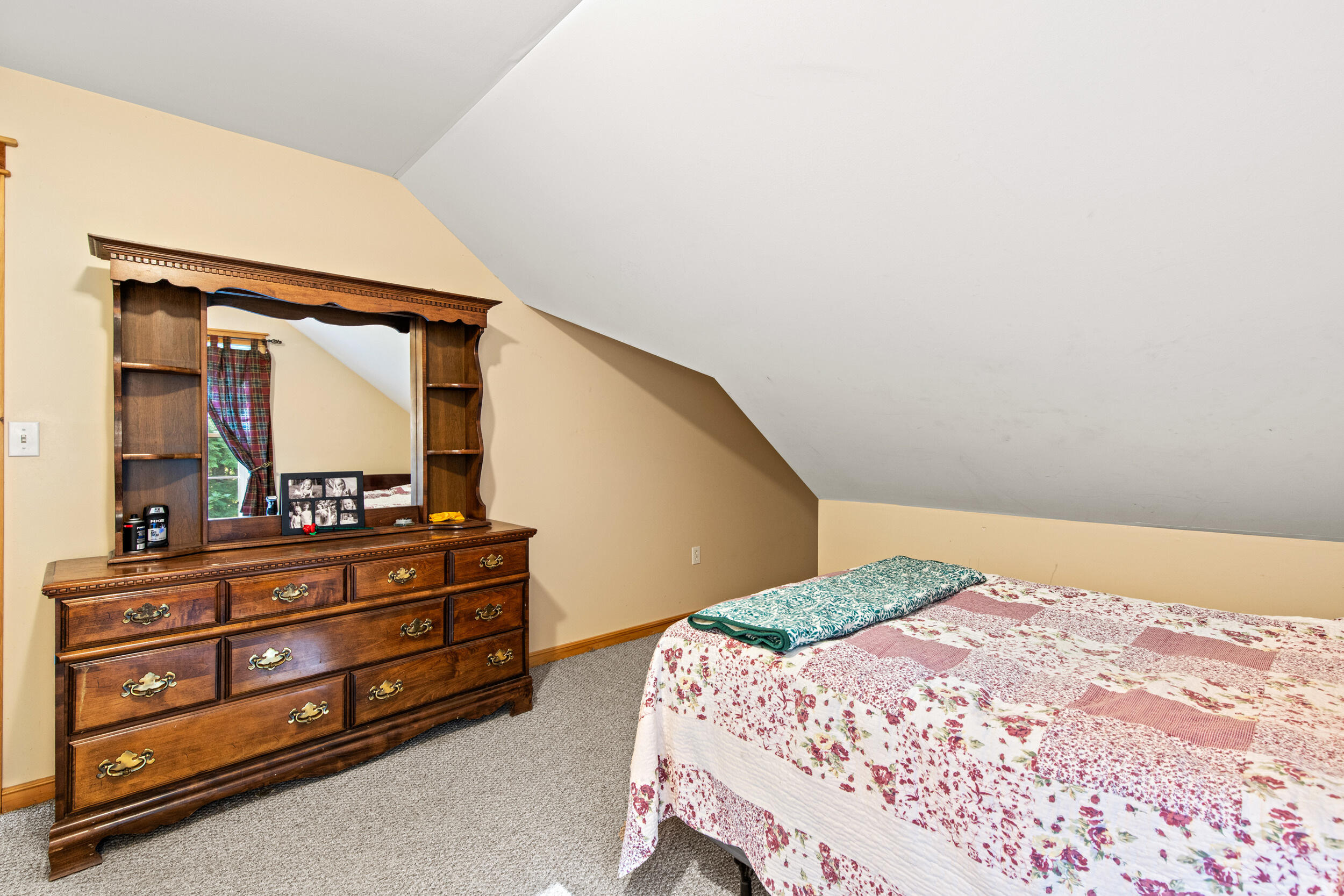 Windham, Maine, 04062, United States, 3 Bedrooms Bedrooms, ,2 BathroomsBathrooms,Residential,For Sale,1984102