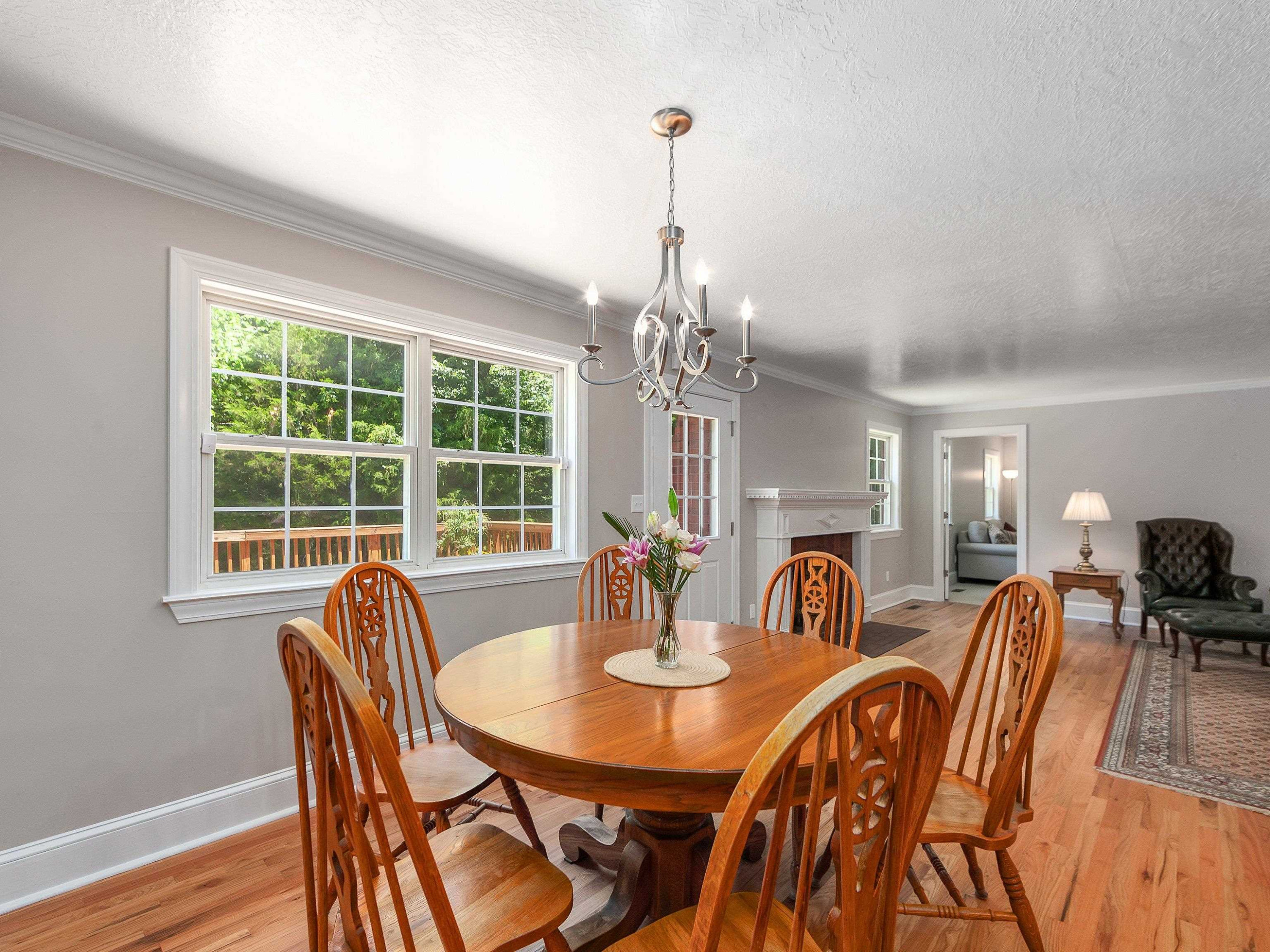 Medina, Tennessee, 38355, United States, 6 Bedrooms Bedrooms, ,4 BathroomsBathrooms,Residential,For Sale,1907793