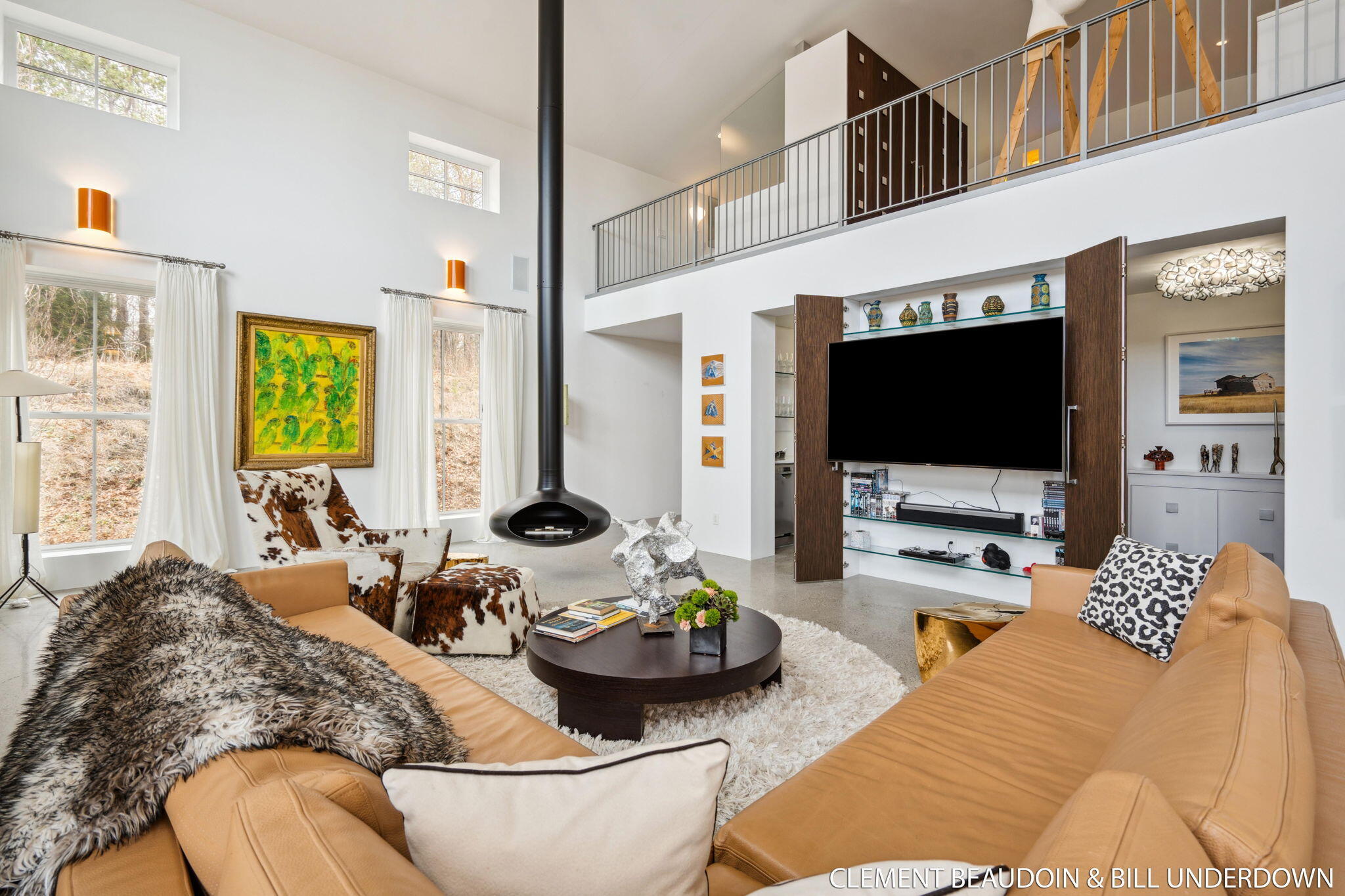 Fennville, Michigan, 49408, United States, 5 Bedrooms Bedrooms, ,7 BathroomsBathrooms,Residential,For Sale,1973707