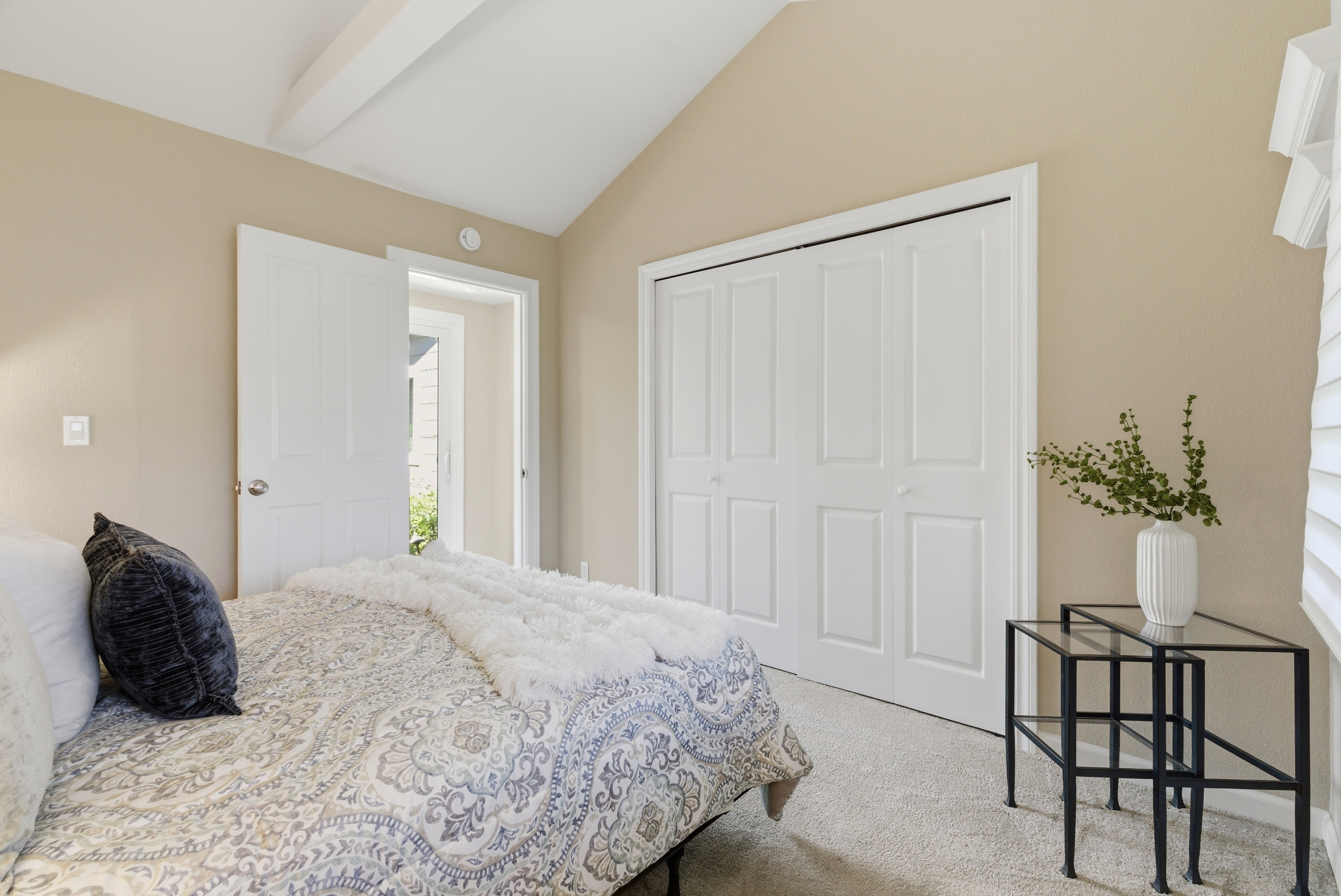  Elegant Single-Story Living on a Premier Corner Lot in Monte Sereno - 物件實景
