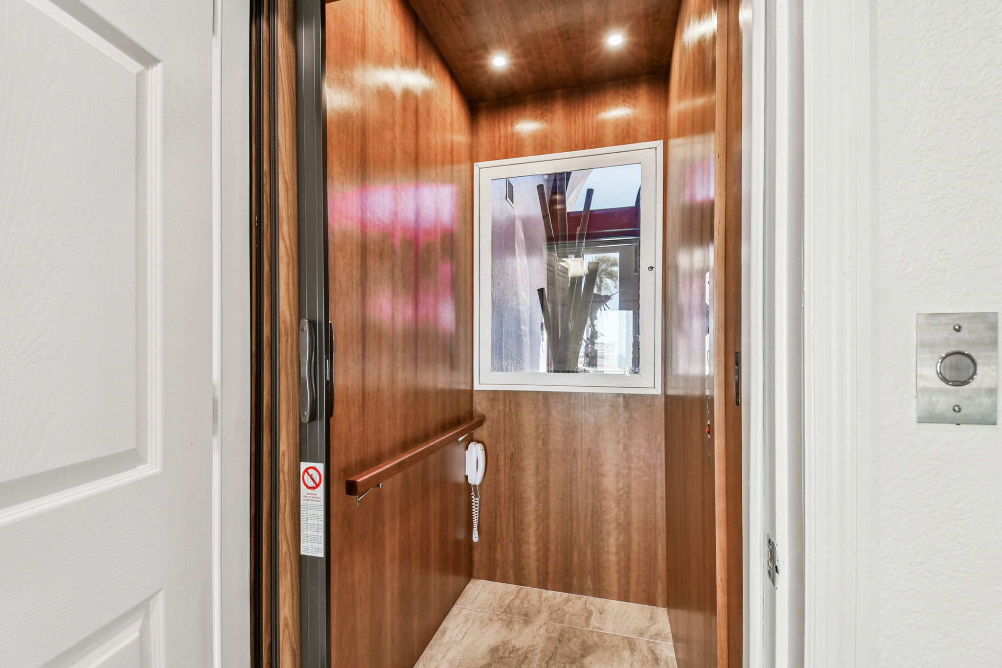 Madeira Beach, Florida, 33708, United States, 6 Bedrooms Bedrooms, ,6 BathroomsBathrooms,Residential,For Sale,1975666