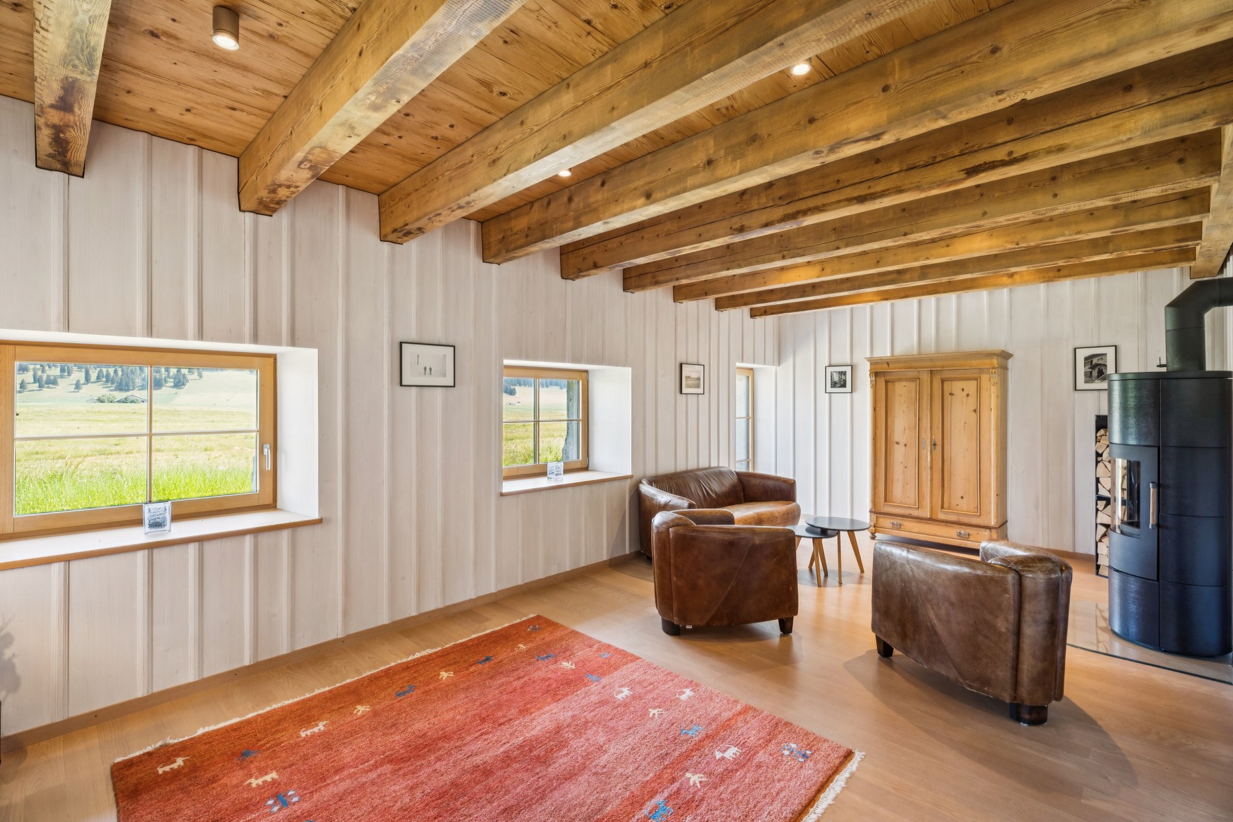  A stunning, fully renovated farmhouse consisting of 2 apartments - 物件實景