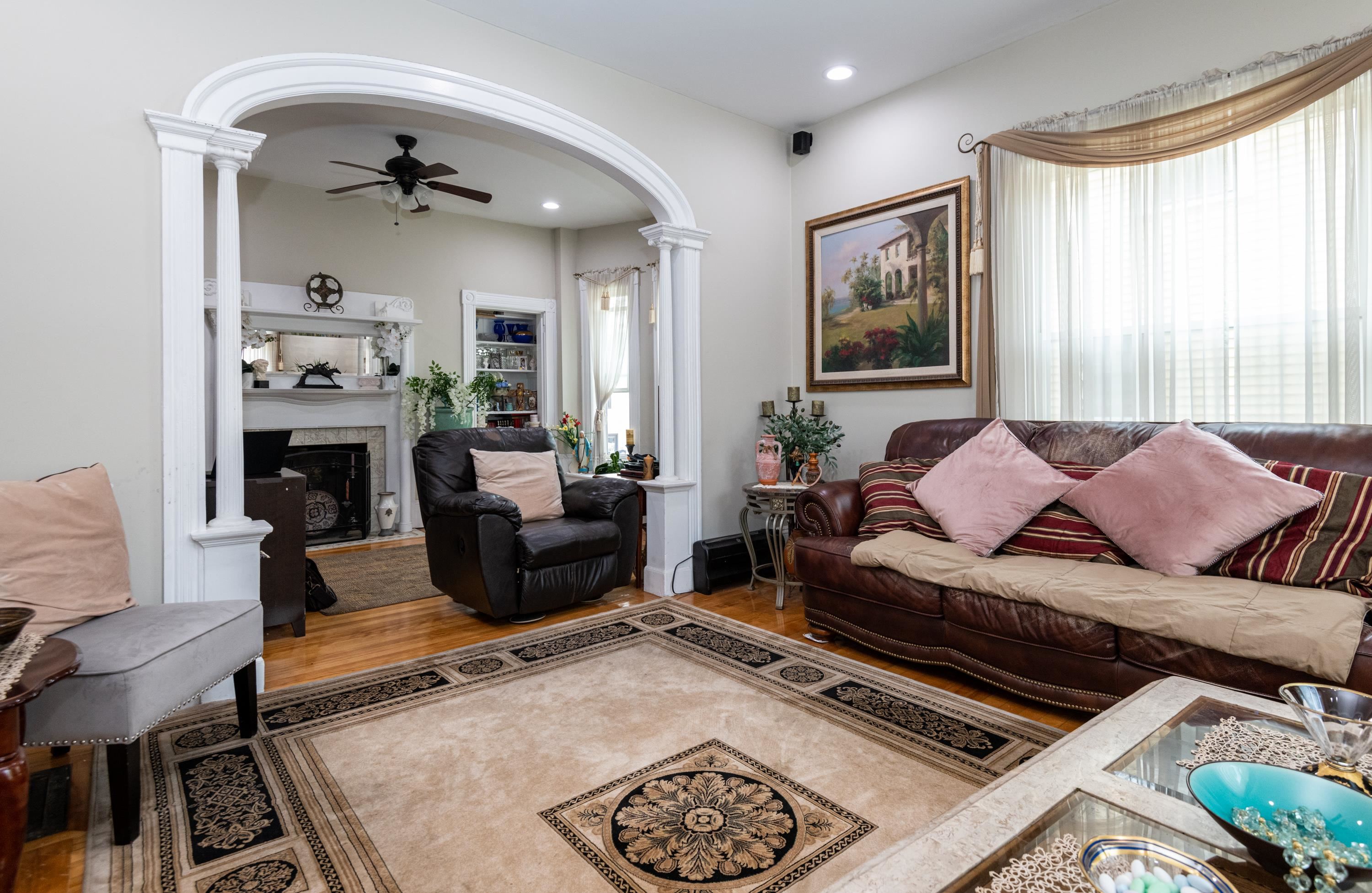 Nashua, New Hampshire, 03064, United States, ,Residential,For Sale,1914031