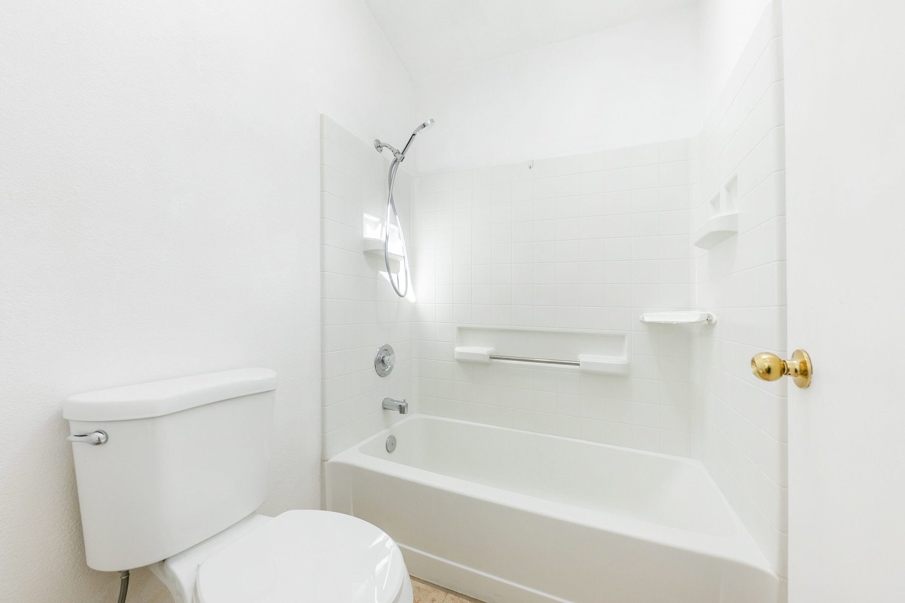  3 Bedrooms, 2 bath, 2 car garage, single level home in Minden NV - 物件實景