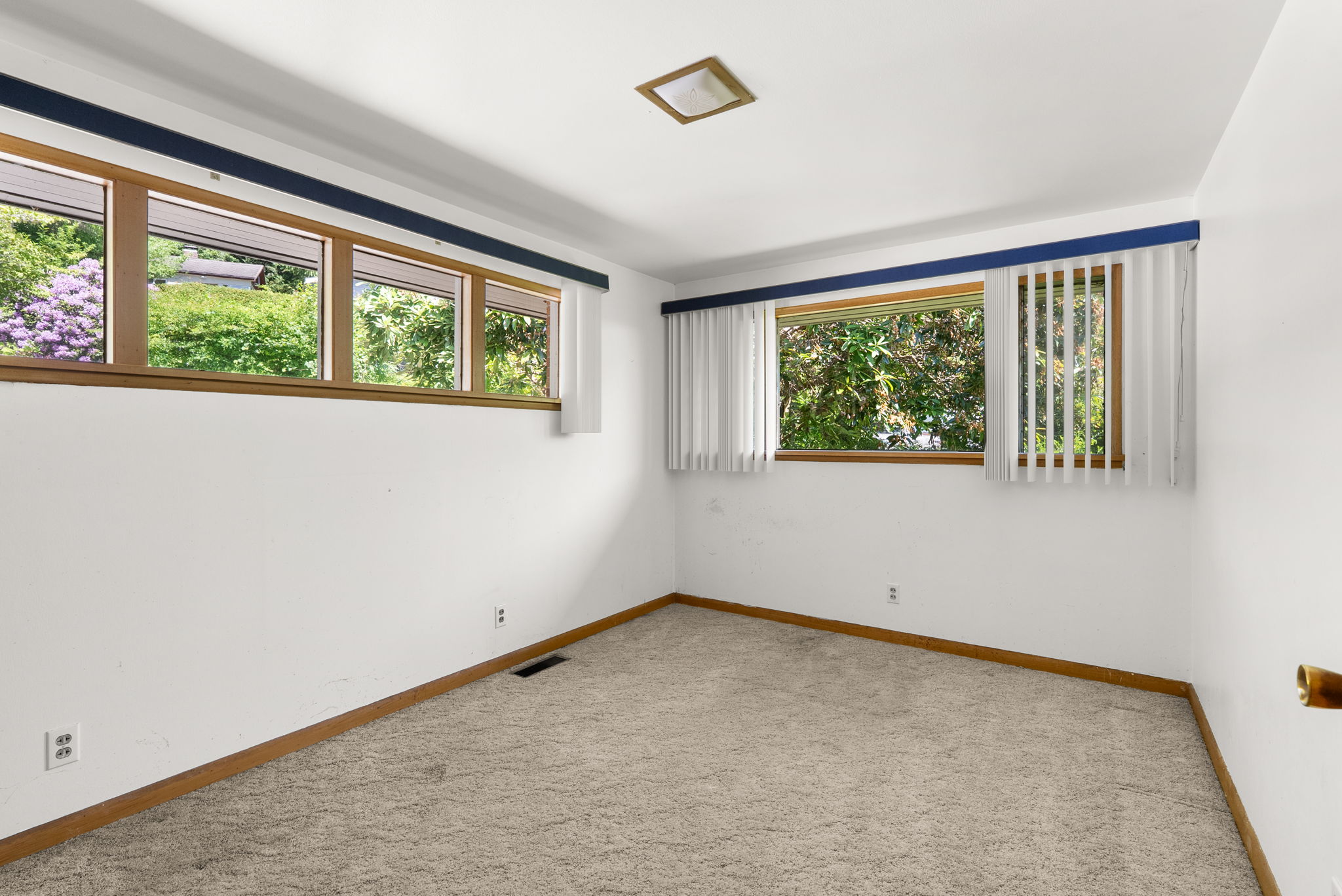  2417 Beach View Lane NW Olympia, WA 98502 - 物件實景