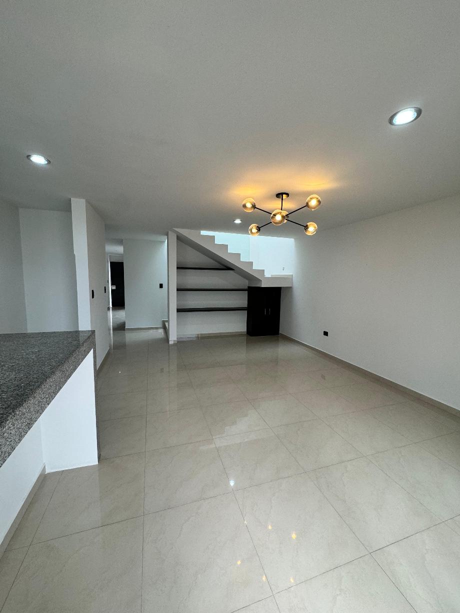 Cerro Lago Palomas, Querétaro, Querétaro, 76230, Mexico, 3 Bedrooms Bedrooms, ,3 BathroomsBathrooms,Residential,For Sale,Cerro Lago Palomas,1672480