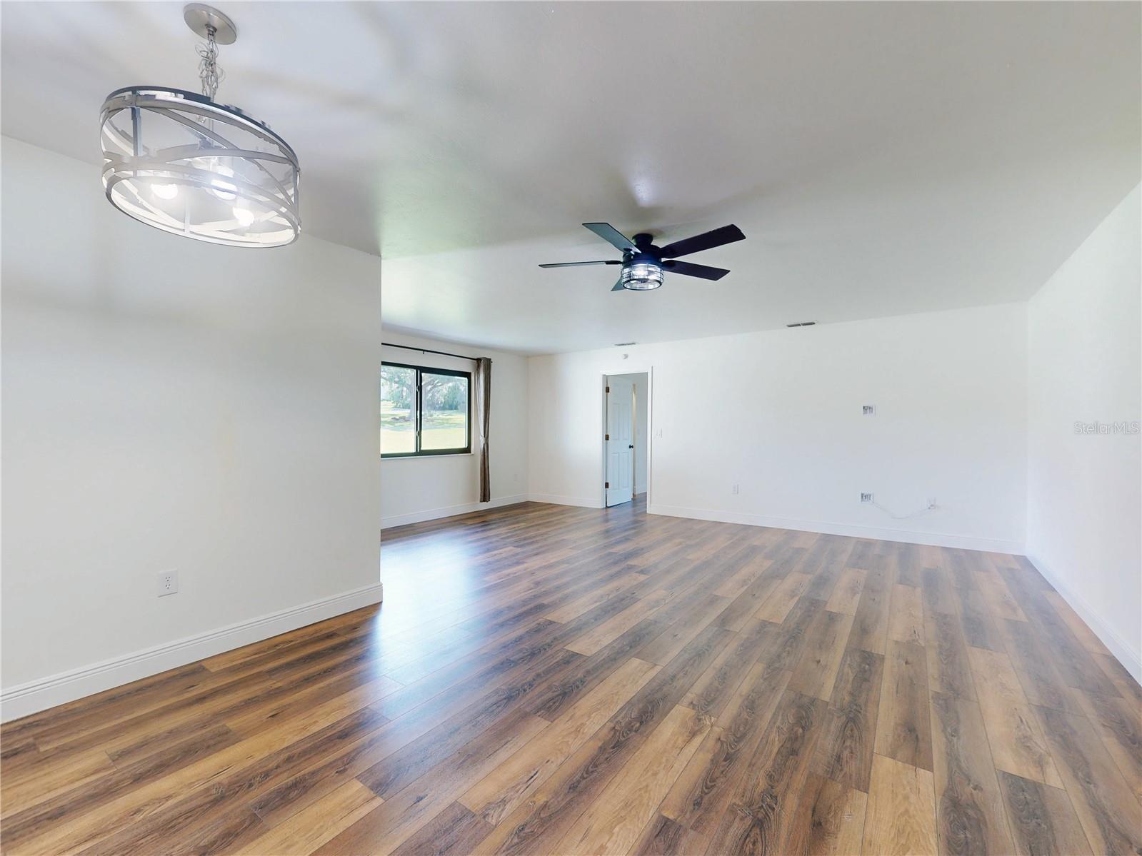 OCALA, Florida, 34482, United States, 3 Bedrooms Bedrooms, ,2 BathroomsBathrooms,Residential,For Sale,1766326
