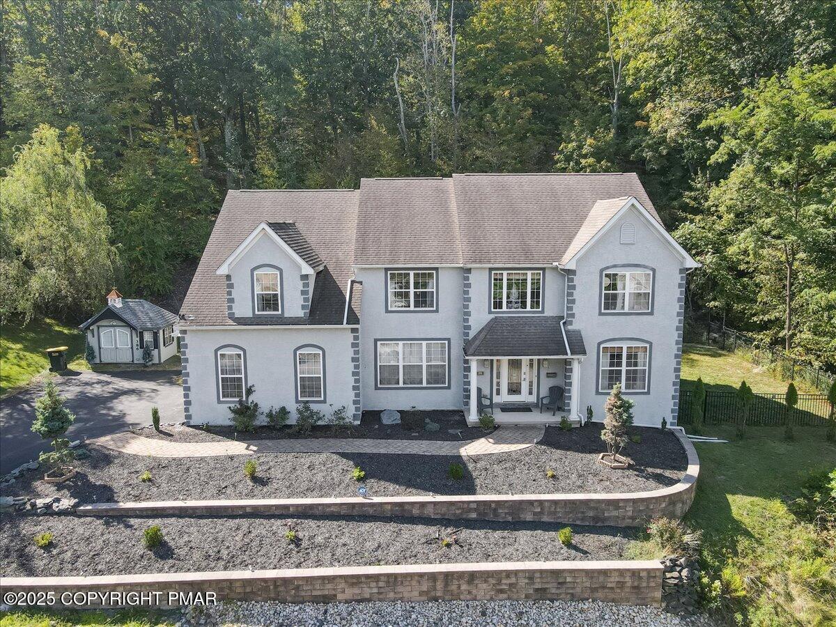 East Stroudsburg, Pennsylvania, 18302, United States, 5 Bedrooms Bedrooms, ,4 BathroomsBathrooms,Residential,For Sale,1980579