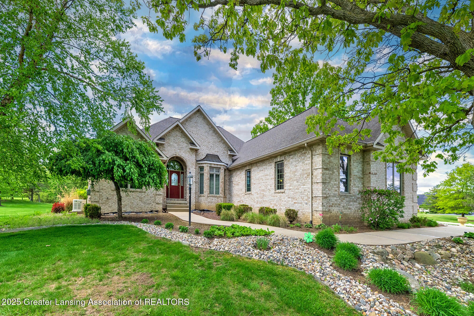 Williamston, Michigan, 48895, United States, 4 Bedrooms Bedrooms, ,4 BathroomsBathrooms,Residential,For Sale,1877487