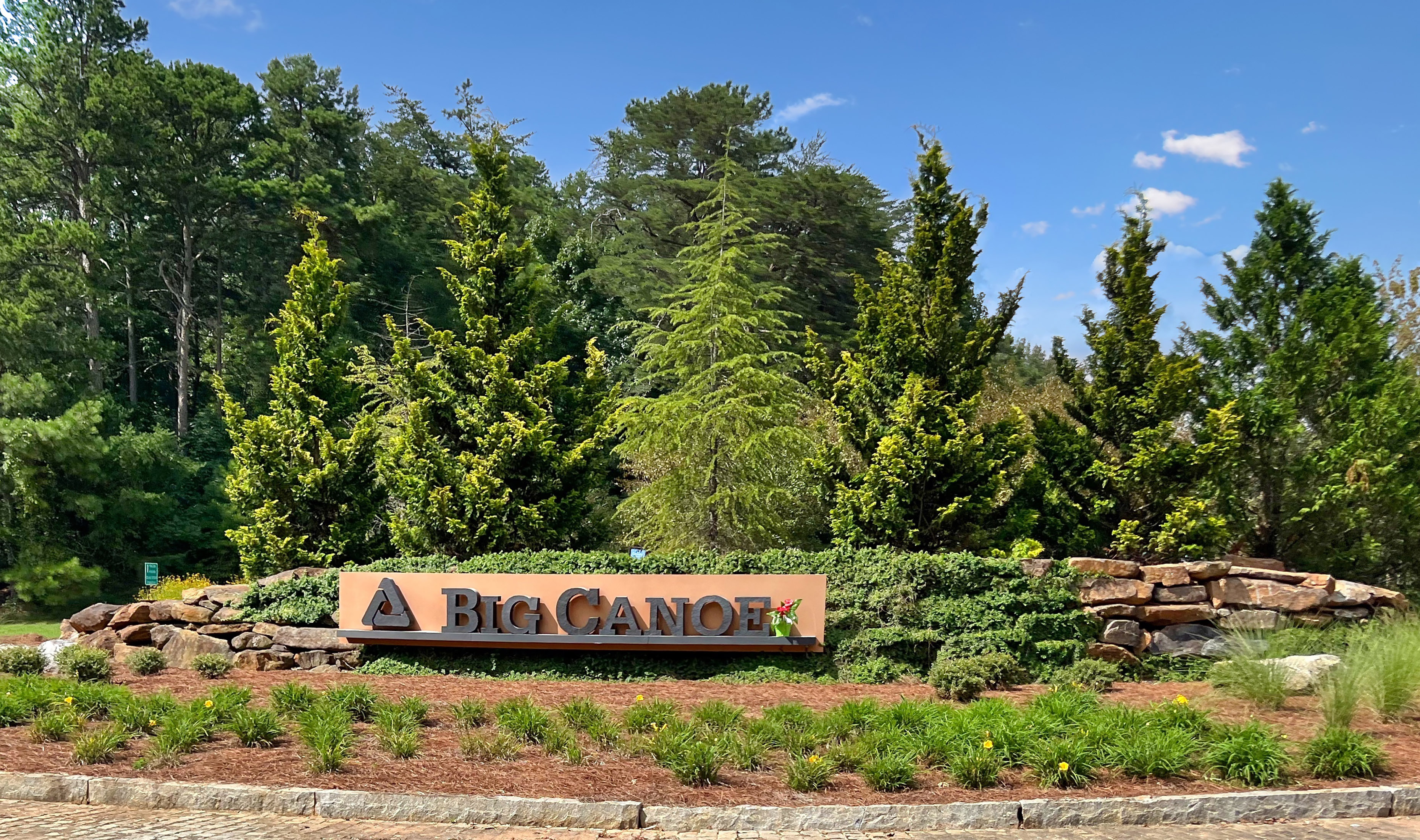  Stunning Interiors Meet Breathtaking Mountain Views in Big Canoe - 物件實景