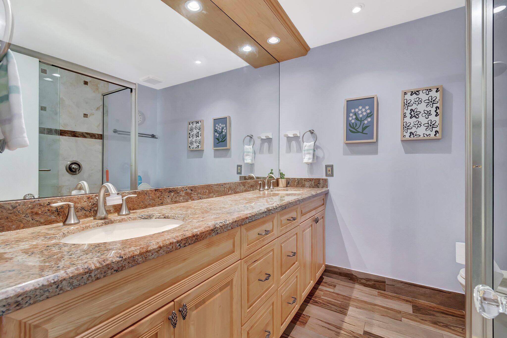 Boynton Beach, Florida, 33435, United States, 2 Bedrooms Bedrooms, ,3 BathroomsBathrooms,Residential,For Sale,1927808