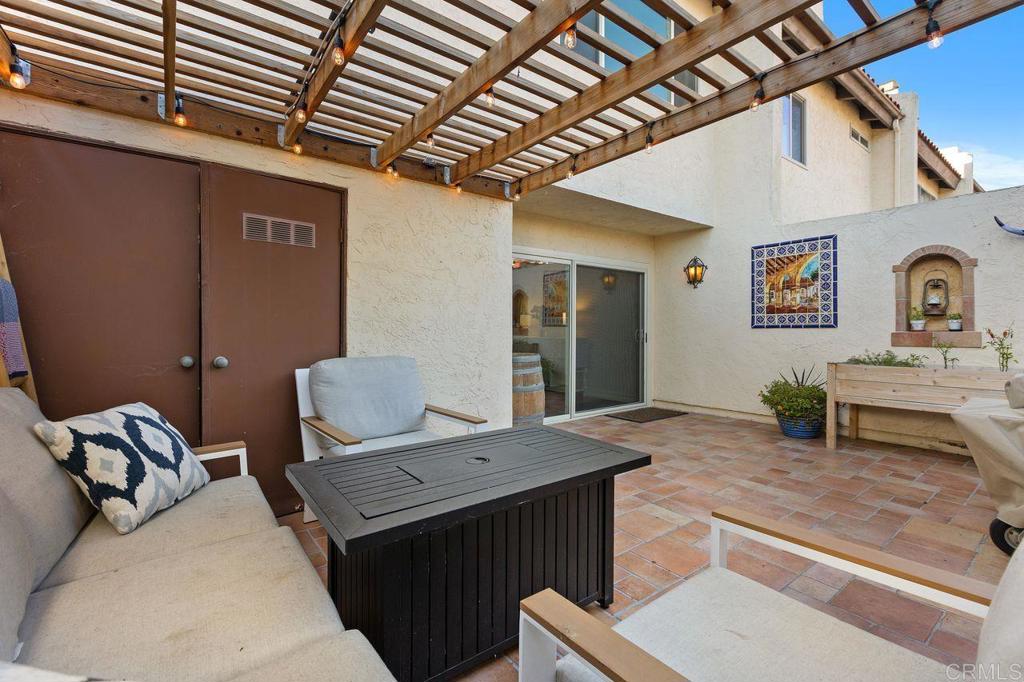 Vista, California, 92084, United States, 2 Bedrooms Bedrooms, ,3 BathroomsBathrooms,Residential,For Sale,1987849