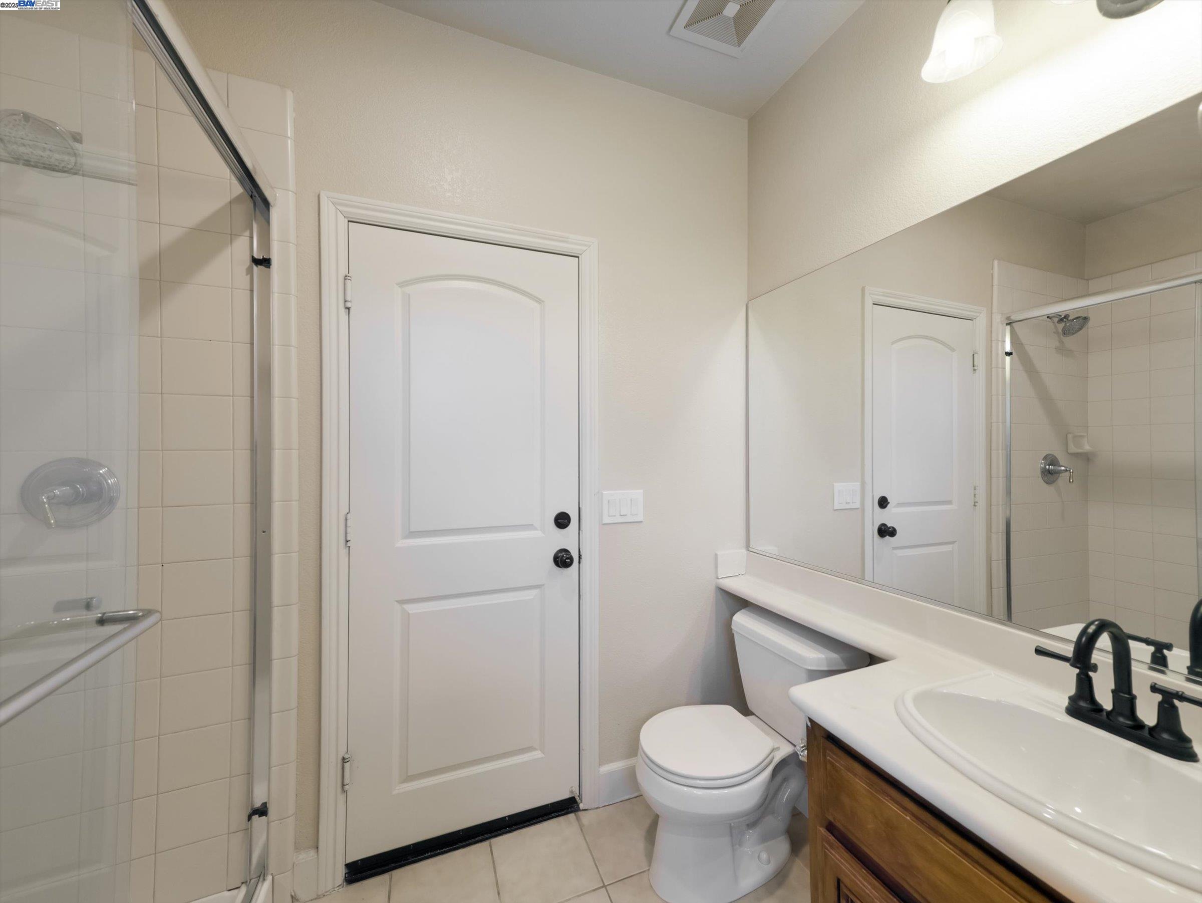 Vallejo, California, 94591, United States, 5 Bedrooms Bedrooms, ,5 BathroomsBathrooms,Residential,For Sale,2002289