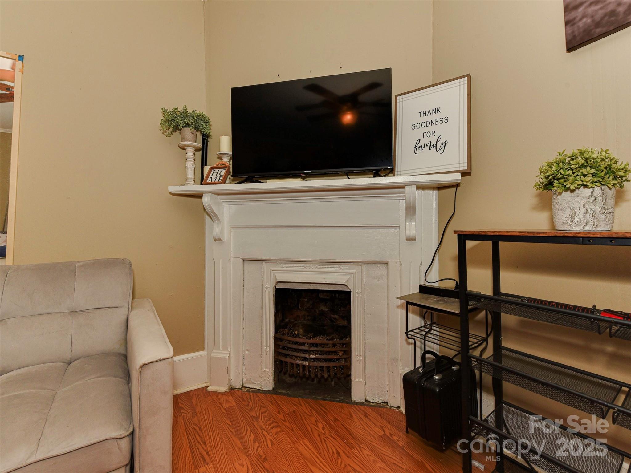 Forest City, North Carolina, 28043, United States, 2 Bedrooms Bedrooms, ,1 BathroomBathrooms,Residential,For Sale,1983157