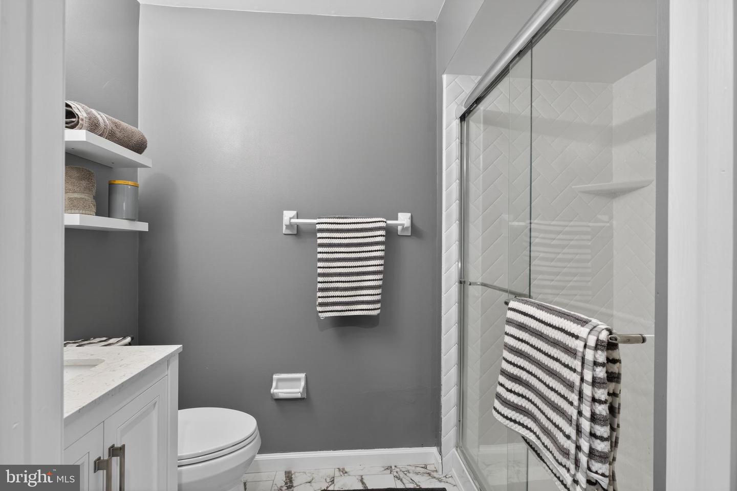 WILMINGTON, Delaware, 19806, United States, 4 Bedrooms Bedrooms, ,4 BathroomsBathrooms,Residential,For Sale,2048566