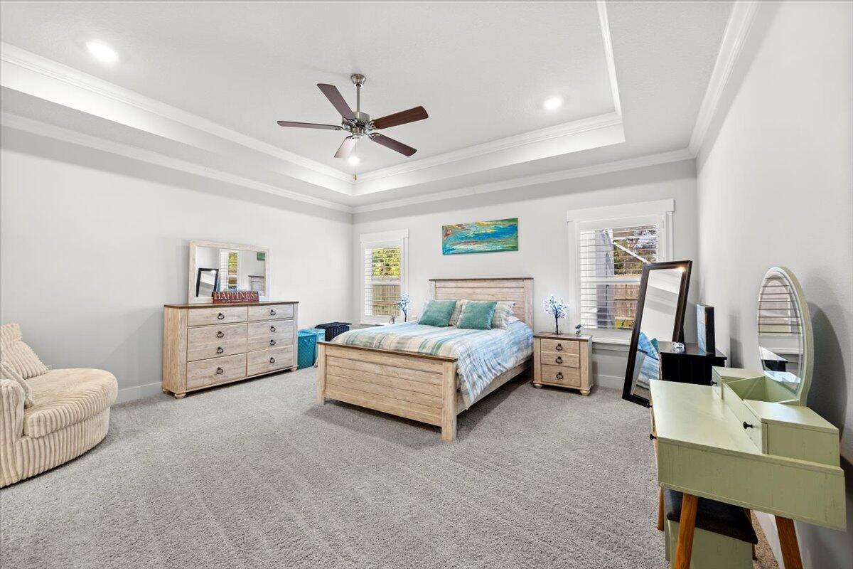 Gulf Breeze, Florida, 32563, United States, 4 Bedrooms Bedrooms, ,3 BathroomsBathrooms,Residential,For Sale,1933407