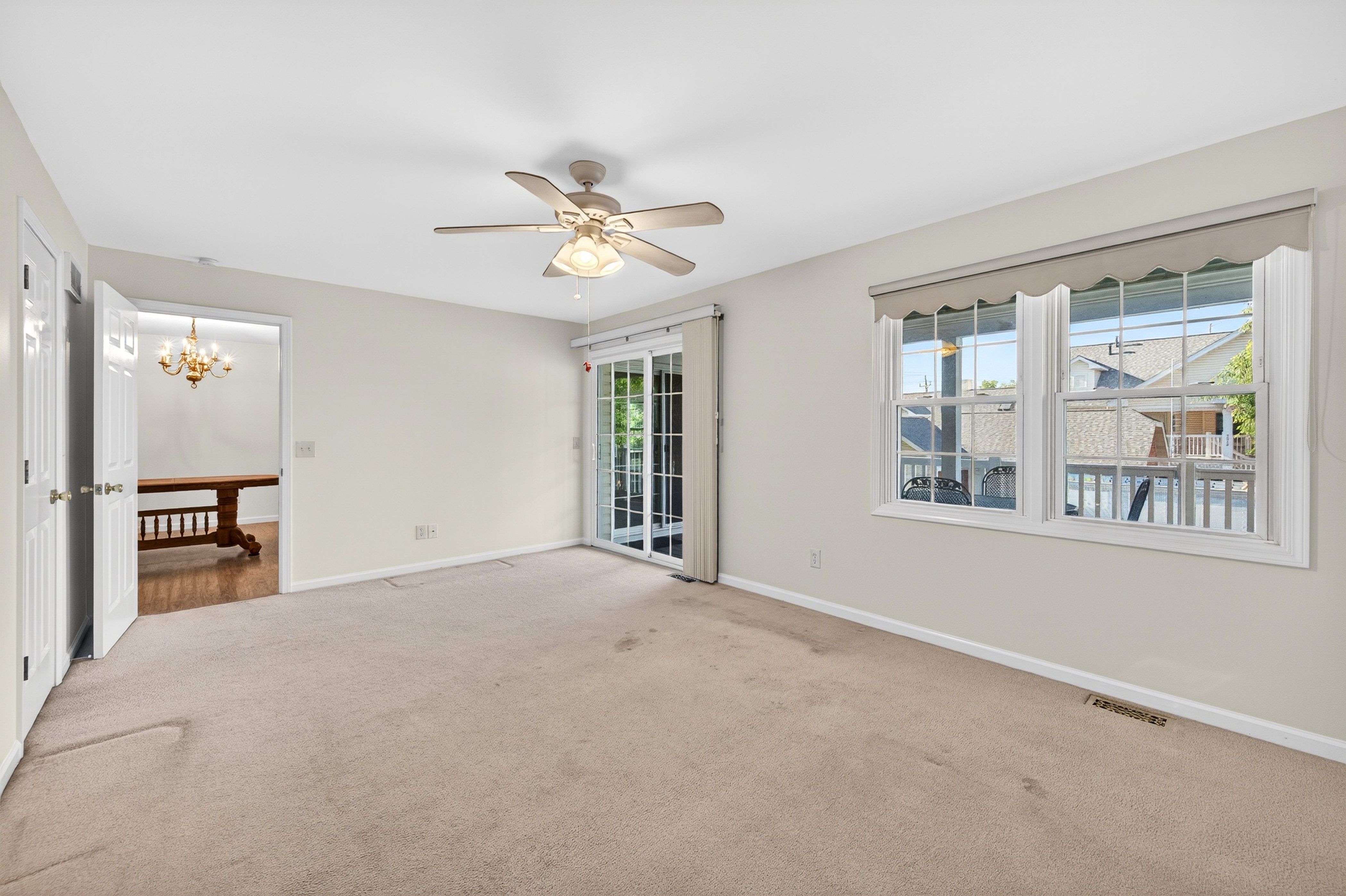  Move in and enjoy this lovely first floor unit - 物件實景