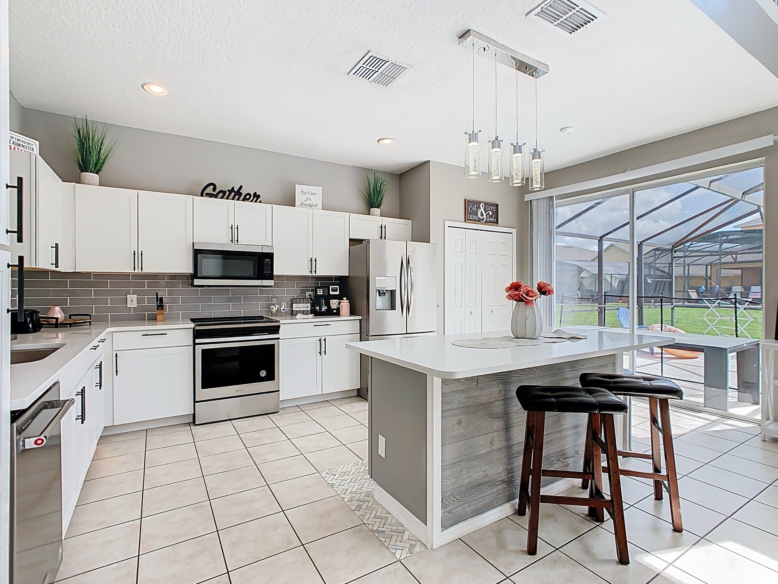 Kissimmee, Florida, 34747, United States, 6 Bedrooms Bedrooms, ,5 BathroomsBathrooms,Residential,For Sale,1920294