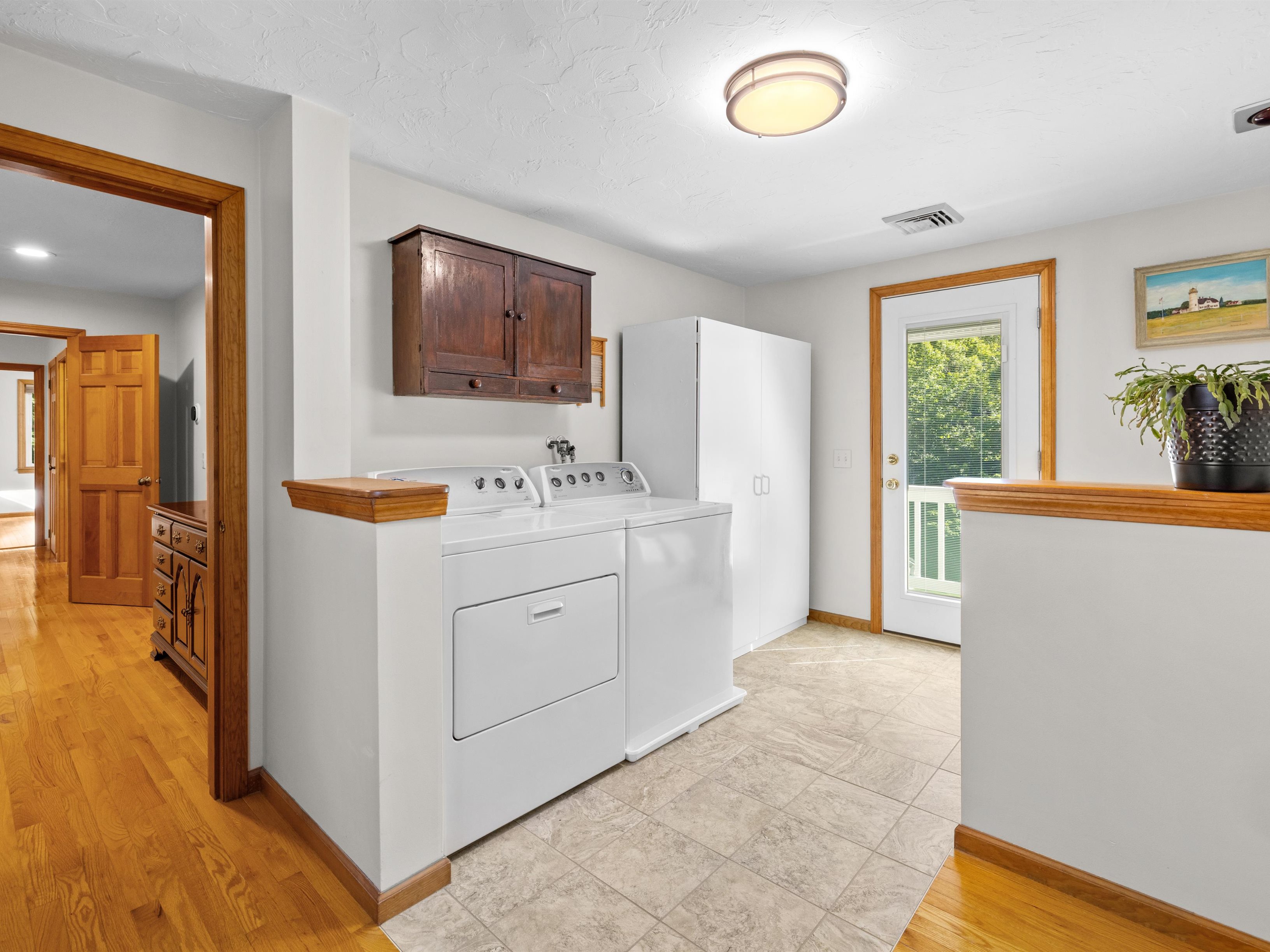  61 Beach Street, Millbury, MA 01527 - 物件實景