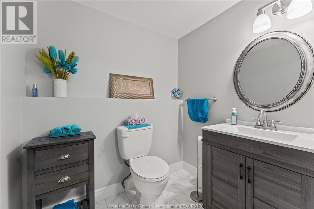 TILBURY, Ontario, N0P 2L0, CA, 3 Bedrooms Bedrooms, ,1 BathroomBathrooms,Residential,For Sale,1916893
