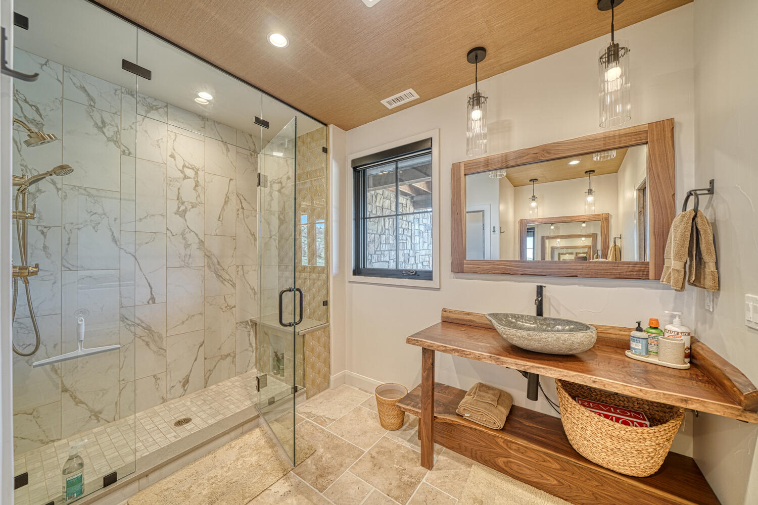 Cotopaxi, Colorado, 81223, United States, 6 Bedrooms Bedrooms, ,3 BathroomsBathrooms,Residential,For Sale,1973749