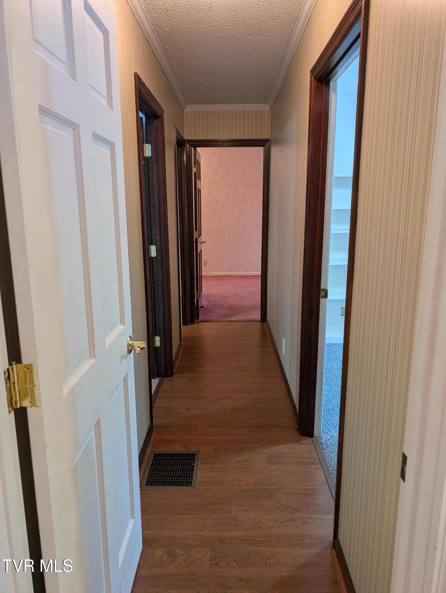 Johnson City, Tennessee, 37604, United States, 4 Bedrooms Bedrooms, ,3 BathroomsBathrooms,Residential,For Sale,1978550