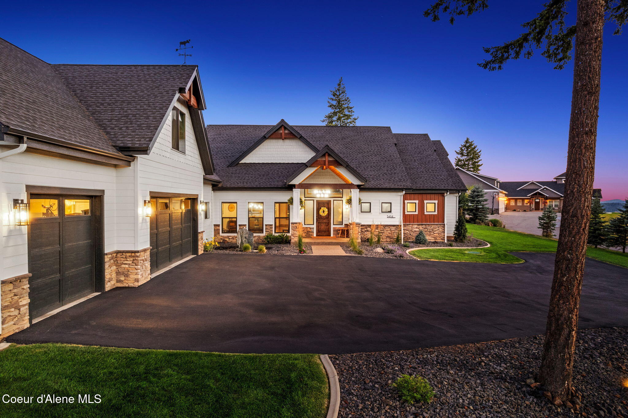 Coeur d'Alene, Idaho, 83814, United States, 3 Bedrooms Bedrooms, ,3 BathroomsBathrooms,Residential,For Sale,2010750