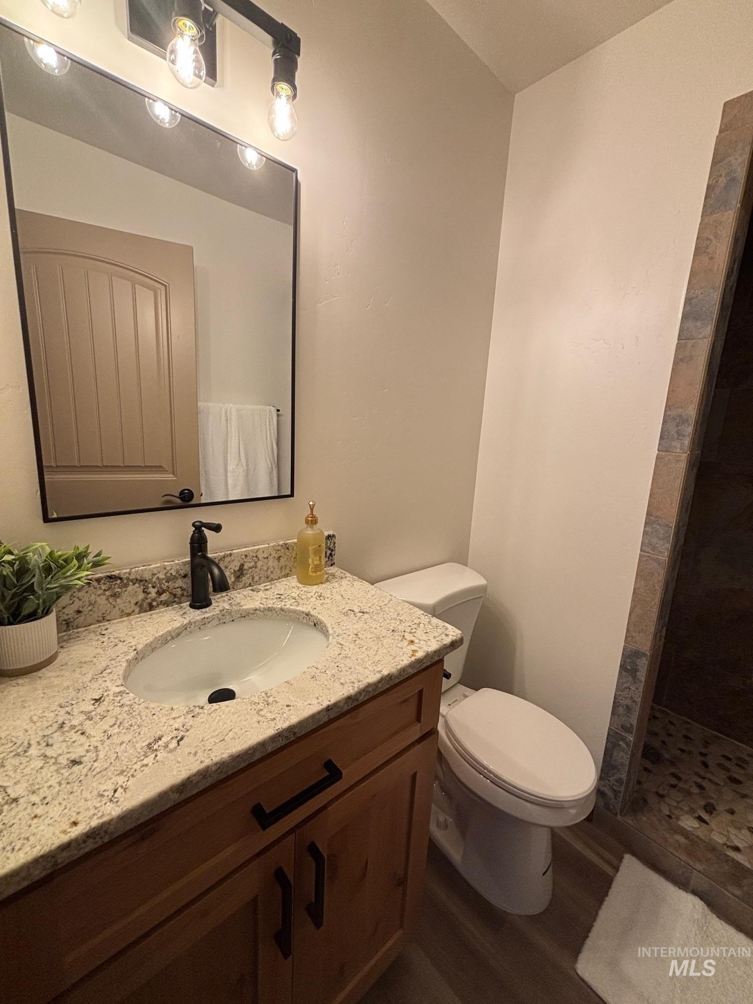 Lewiston, Idaho, 83501, United States, 3 Bedrooms Bedrooms, ,3 BathroomsBathrooms,Residential,For Sale,1976942