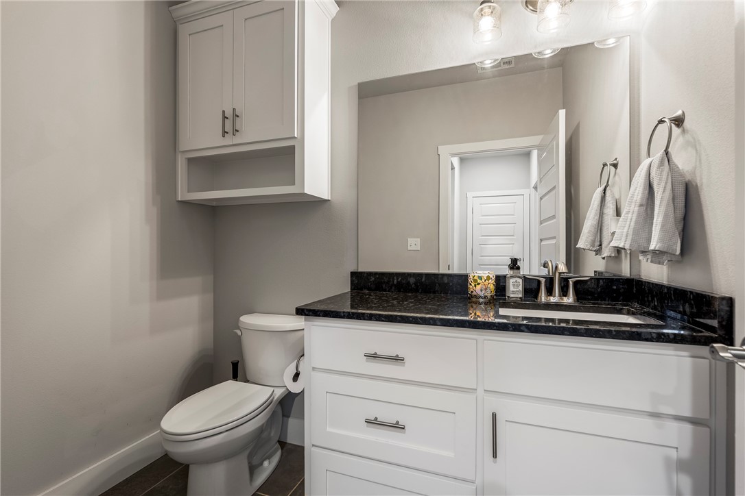 Fayetteville, Arkansas, 72704, United States, 3 Bedrooms Bedrooms, ,3 BathroomsBathrooms,Residential,For Sale,1901346