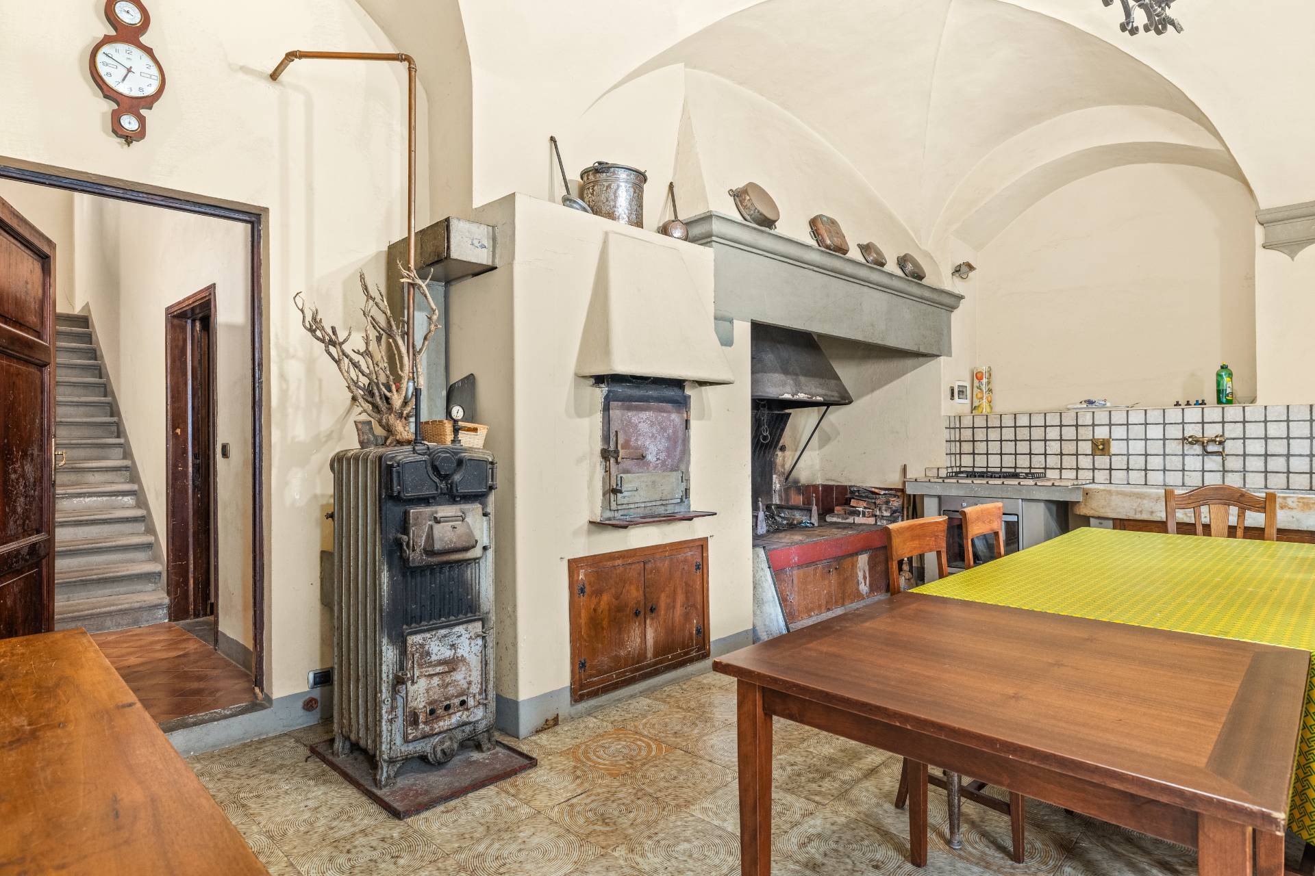 Reggello, Firenze, 50066, IT, 16 Bedrooms Bedrooms, ,15 BathroomsBathrooms,Residential,For Sale,1990362