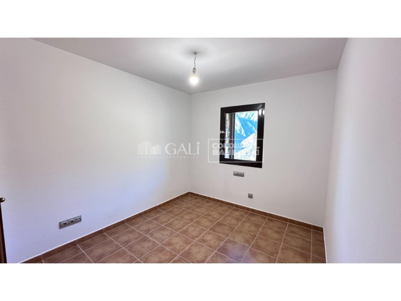 Sant Julià de Lòria, Andorra, AD, 4 Bedrooms Bedrooms, ,2 BathroomsBathrooms,Residential,For Sale,1616844
