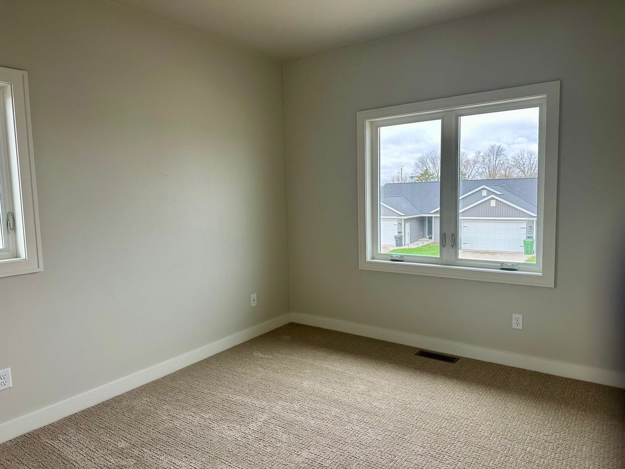 Kimberly, Wisconsin, 54136, United States, 4 Bedrooms Bedrooms, ,3 BathroomsBathrooms,Residential,For Sale,1979237