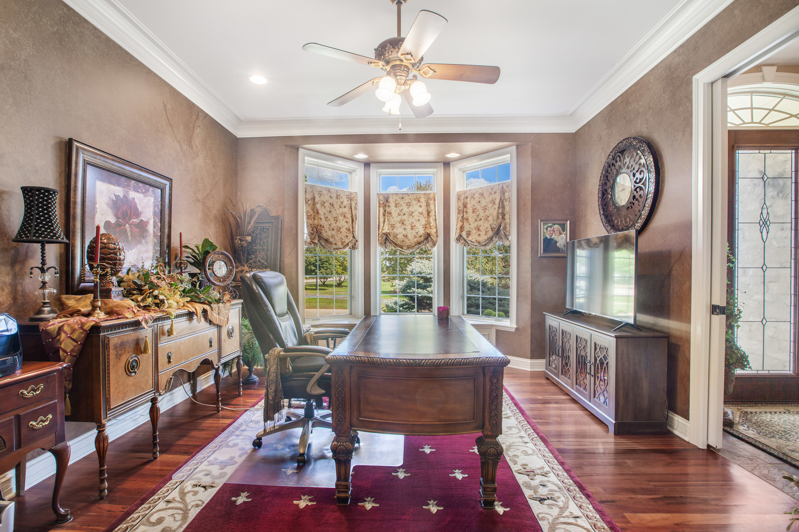 Elburn, Illinois, 60119, United States, 6 Bedrooms Bedrooms, ,4 BathroomsBathrooms,Residential,For Sale,1989371