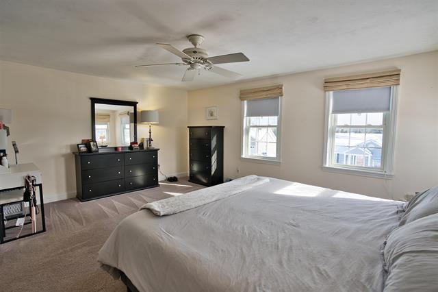 Manchester, New Hampshire, 03109, United States, 3 Bedrooms Bedrooms, ,2 BathroomsBathrooms,Residential,For Sale,2015323