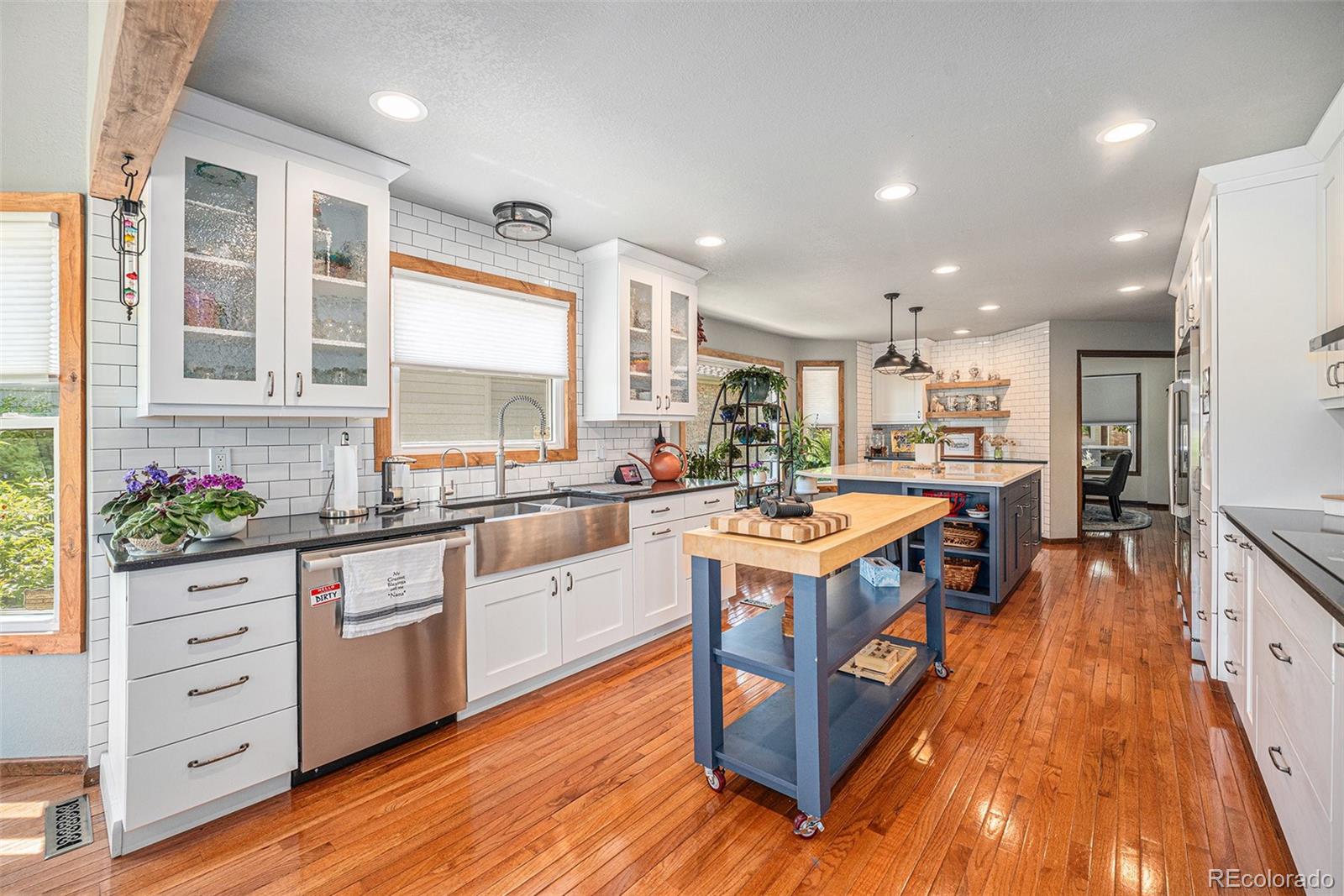 Broomfield, Colorado, 80020, United States, 5 Bedrooms Bedrooms, ,2 BathroomsBathrooms,Residential,For Sale,1980306