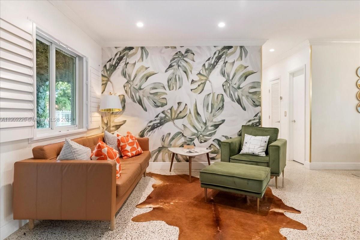 Miami, Florida, 33145, United States, 3 Bedrooms Bedrooms, ,2 BathroomsBathrooms,Residential,For Sale,1987524