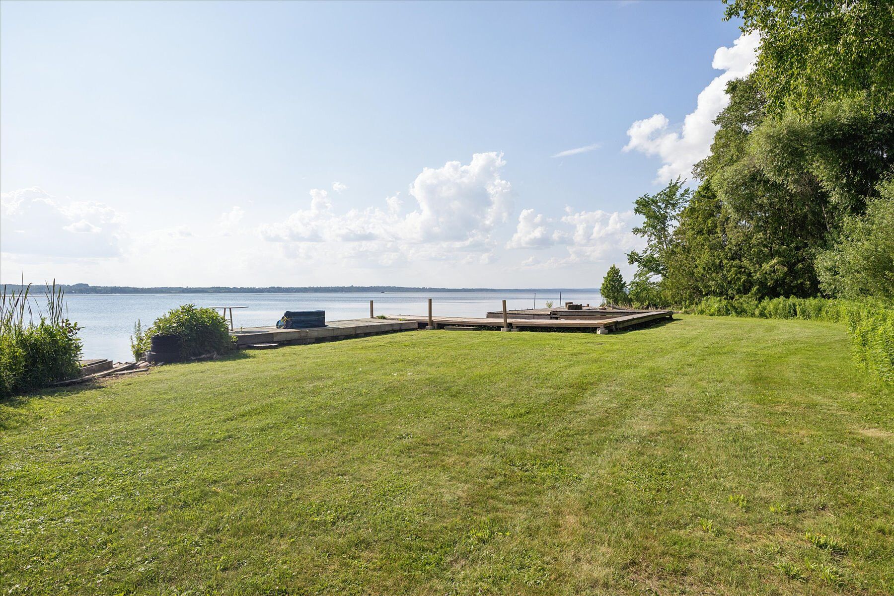  Pigeon Lake Estate-Kawarthas - 物件實景