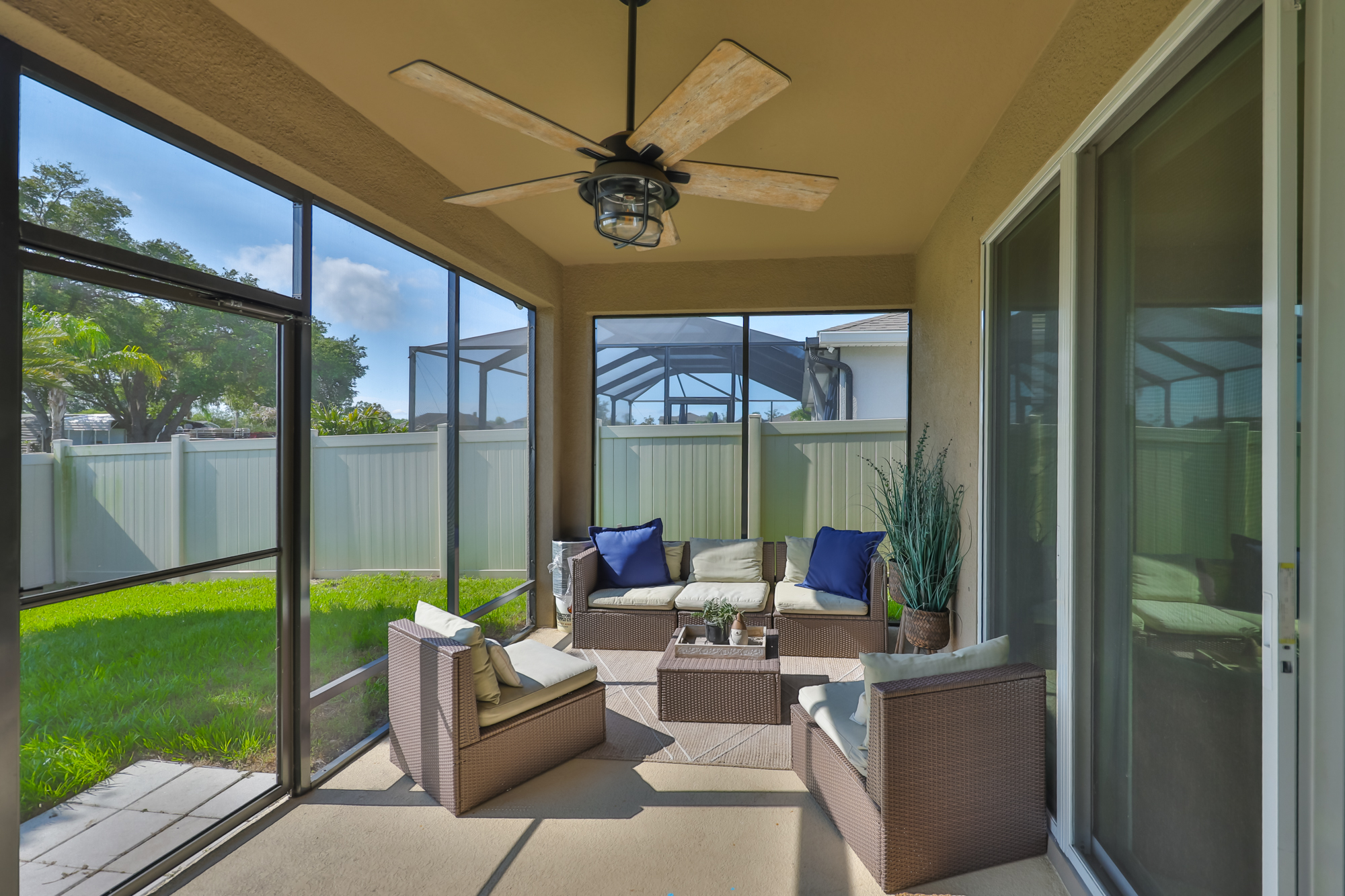 Riverview, Florida, 33579, United States, 4 Bedrooms Bedrooms, ,3 BathroomsBathrooms,Residential,For Sale,1861328