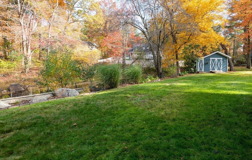 Middleton, Massachusetts, 01949, United States, 3 Bedrooms Bedrooms, ,1 BathroomBathrooms,Residential,For Sale,1982114