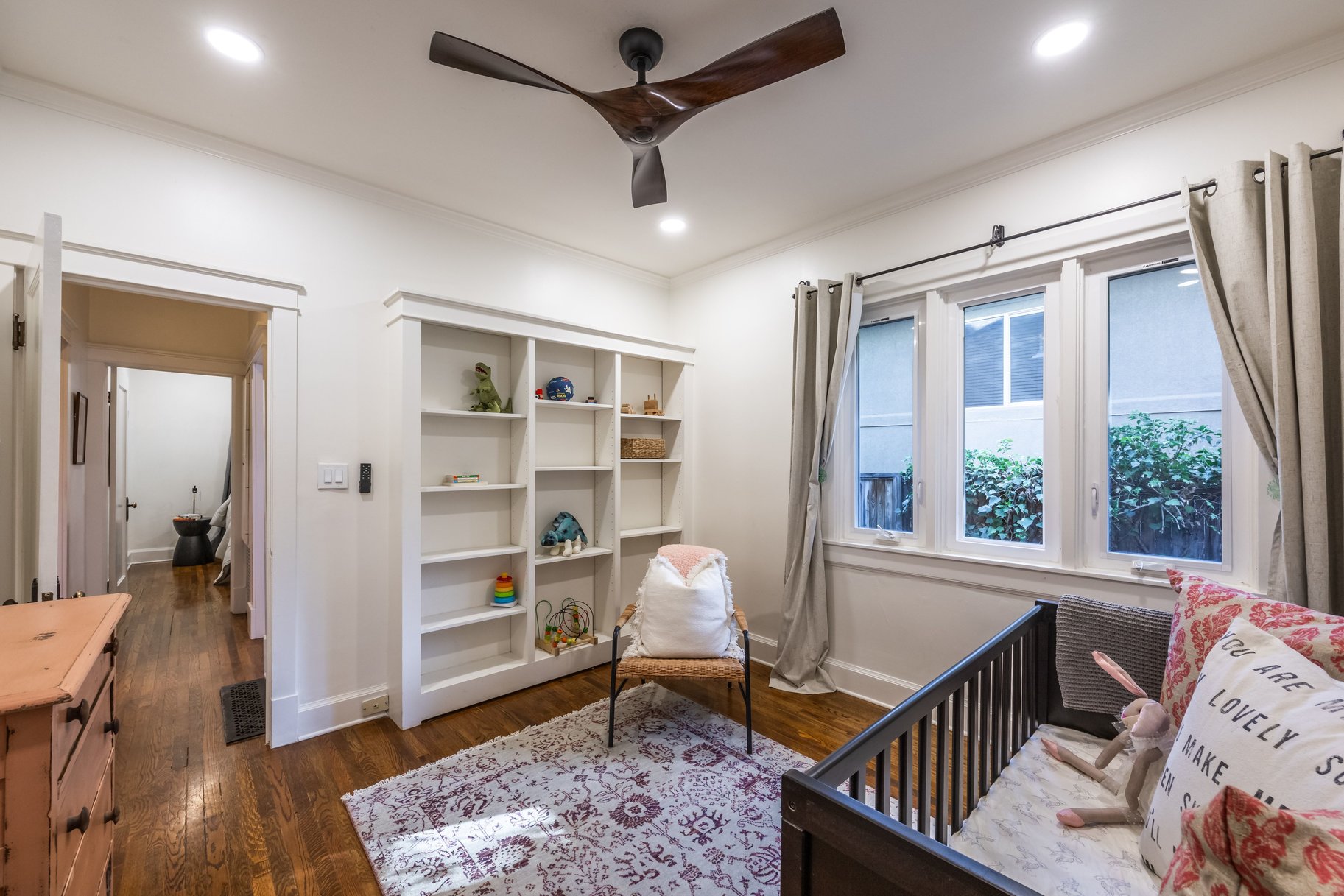  Classic Yale Avenue Bungalow in the Heart of Gilmer Park - 物件實景
