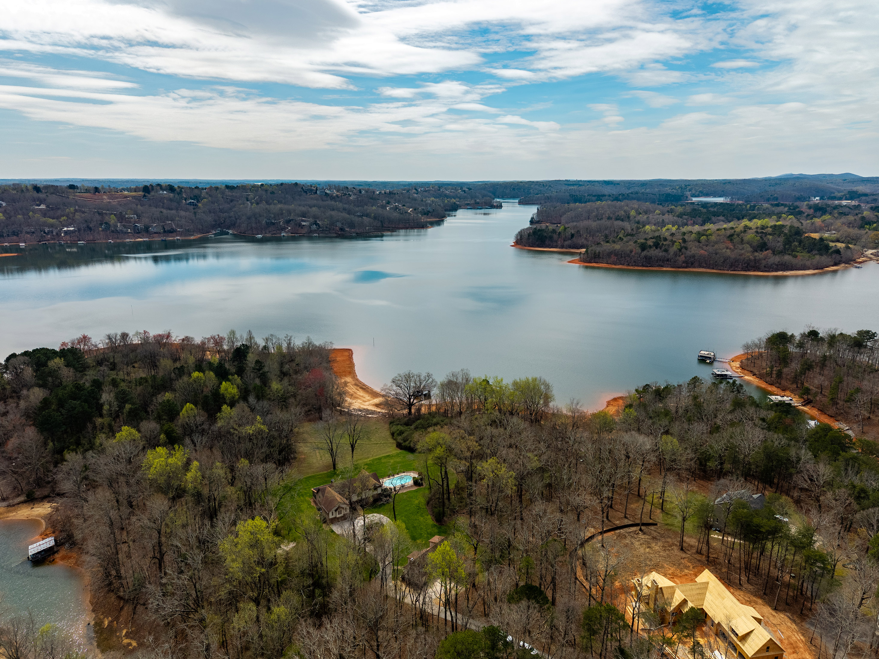  Lakefront Estate with Private Dock, Guest Home and Pool - 物件實景