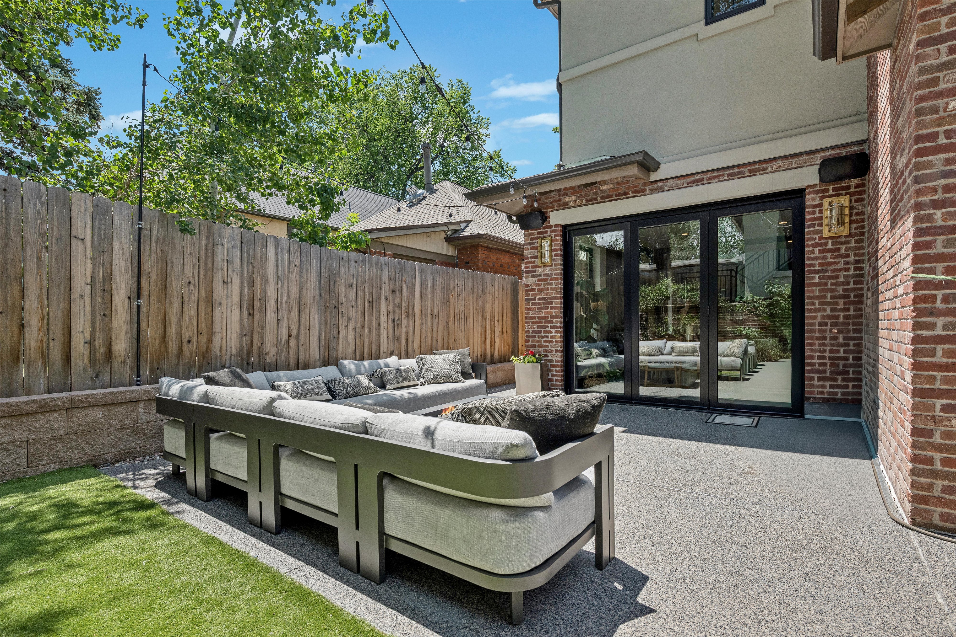  Newer-built residence offers an exceptional opportunity - 物件實景