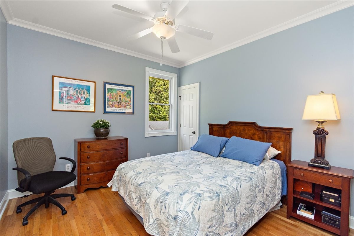 Leoma, Tennessee, 38468, United States, 3 Bedrooms Bedrooms, ,3 BathroomsBathrooms,Residential,For Sale,1938715