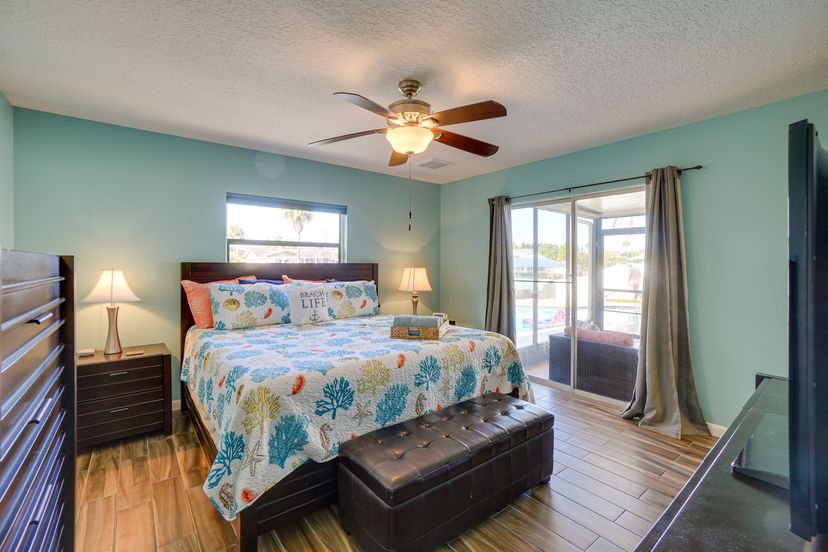 Tampa, Florida, 33615, United States, 4 Bedrooms Bedrooms, ,2 BathroomsBathrooms,Residential,For Sale,1865129