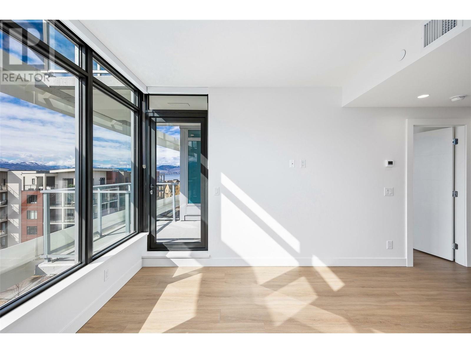 KELOWNA, British Columbia, V1W 3L2, CA, 1 Bedroom Bedrooms, ,1 BathroomBathrooms,Residential,For Sale,1837031