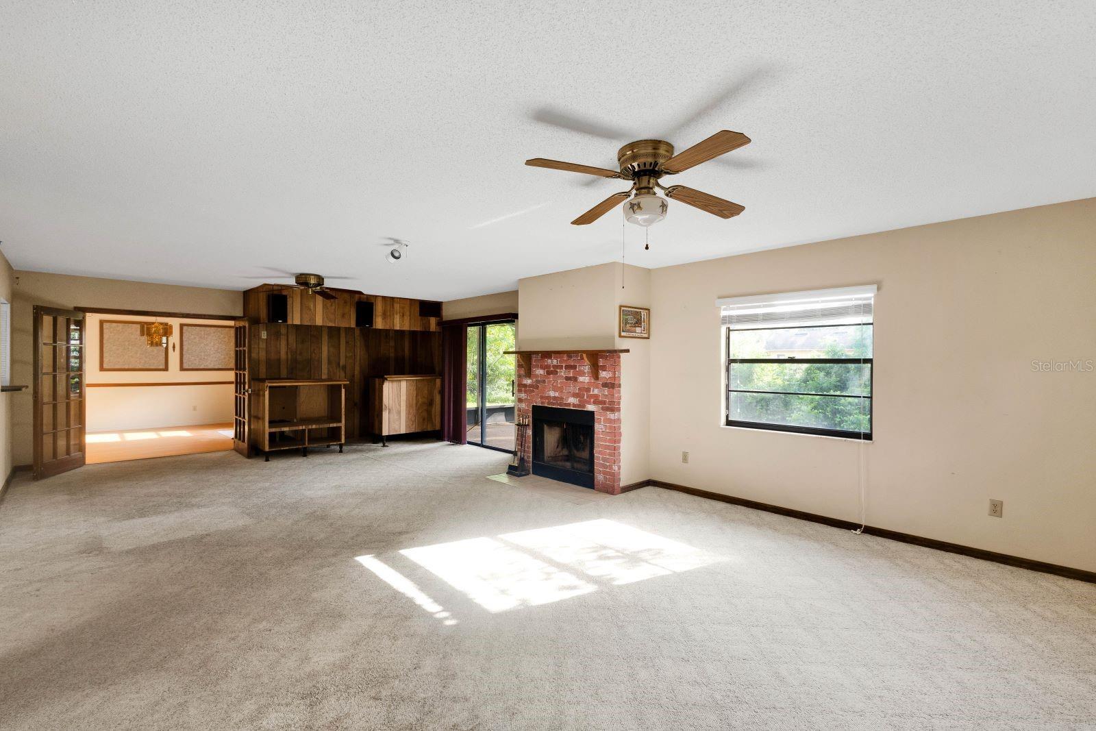 WINDERMERE, Florida, 34786, United States, 3 Bedrooms Bedrooms, ,2 BathroomsBathrooms,Residential,For Sale,1943572