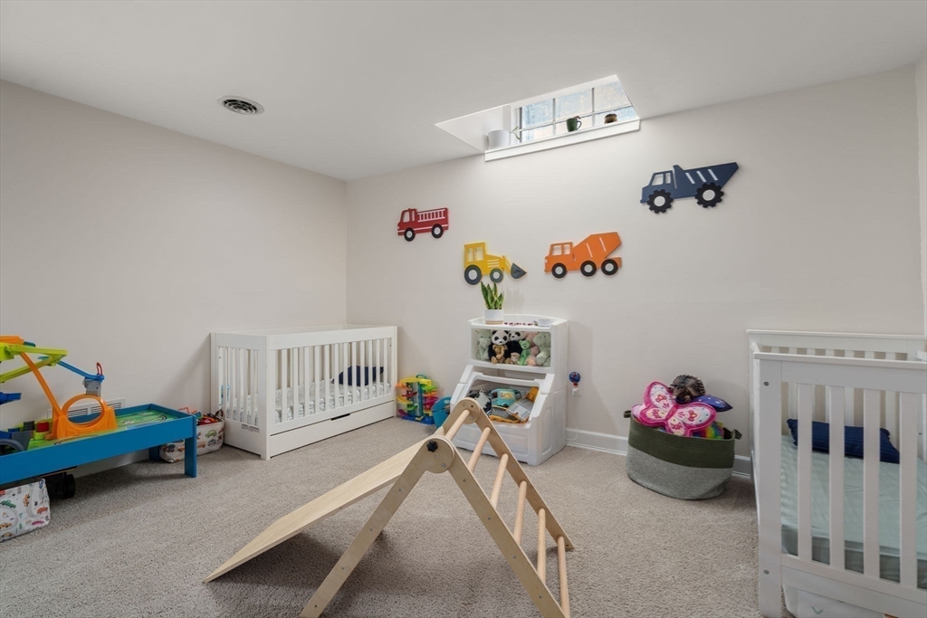 Salem, Massachusetts, 01970, United States, 3 Bedrooms Bedrooms, ,3 BathroomsBathrooms,Residential,For Sale,1927367