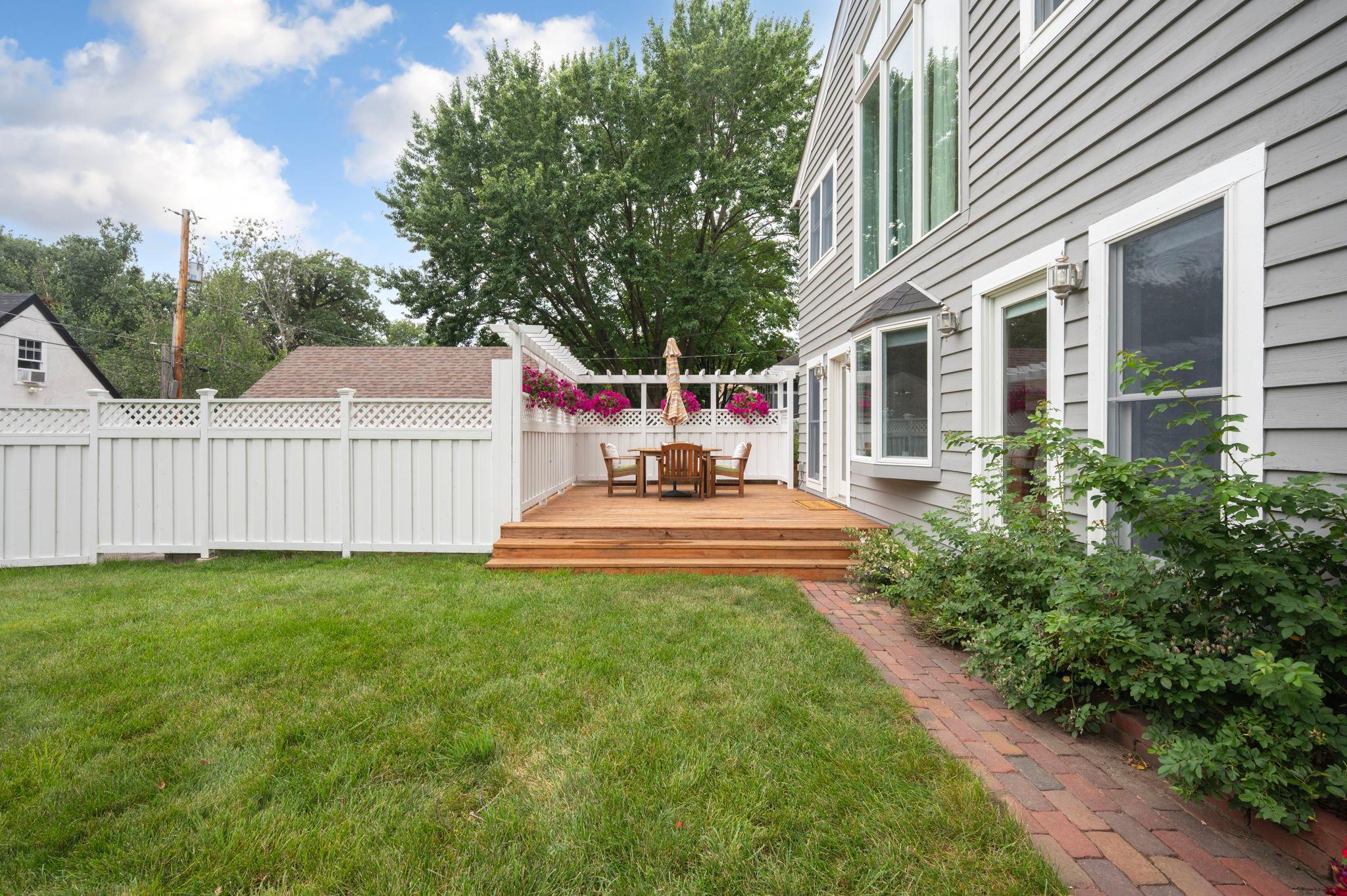 Saint Paul, Minnesota, 55105, United States, 4 Bedrooms Bedrooms, ,2 BathroomsBathrooms,Residential,For Sale,1919554