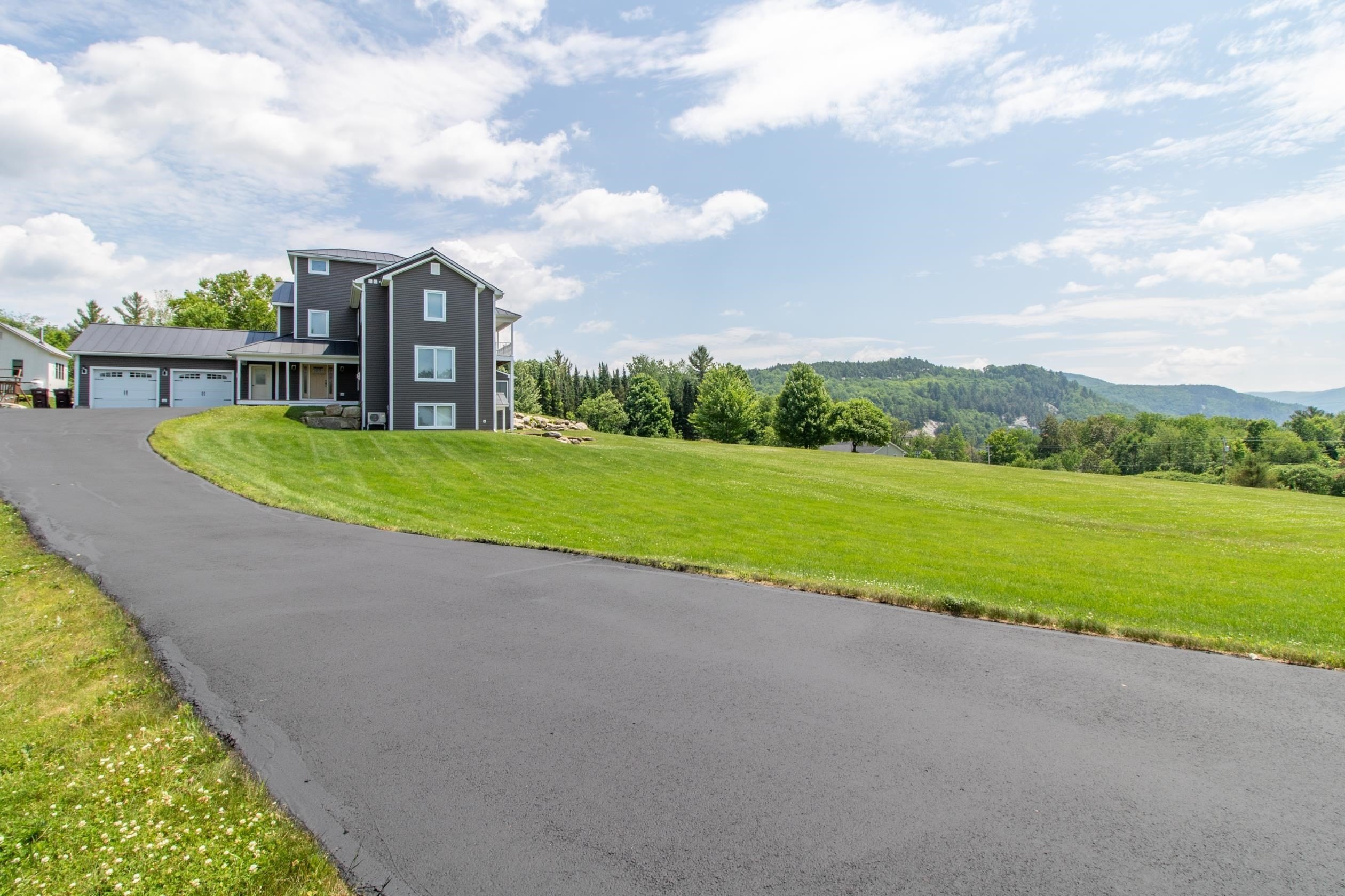 Barton, Vermont, 05822, United States, 6 Bedrooms Bedrooms, ,3 BathroomsBathrooms,Residential,For Sale,1943519